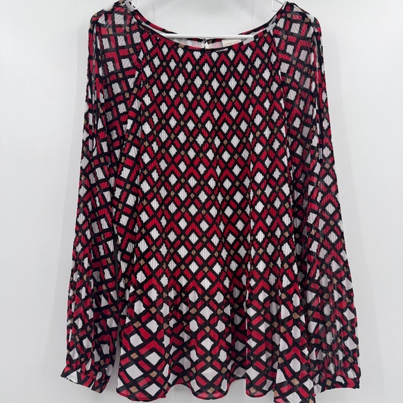 Chicos Top Women XL Red Long Sleeve Cold Shoulder Sheer Pleated Diamond Pattern - Picture 1 of 15